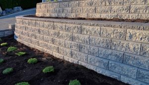 Albany, Oregon area! Concrete Retaining Walls Strengthen Landscapes and Prevent Erosion